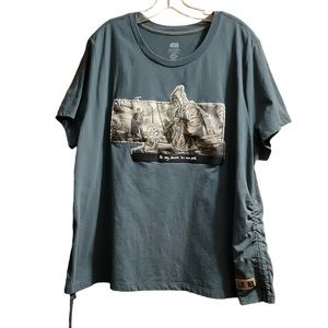 Women’s Star Wars Ahsoka Tano Graphic T-Shirt. Functional Drawstrings on Sides.